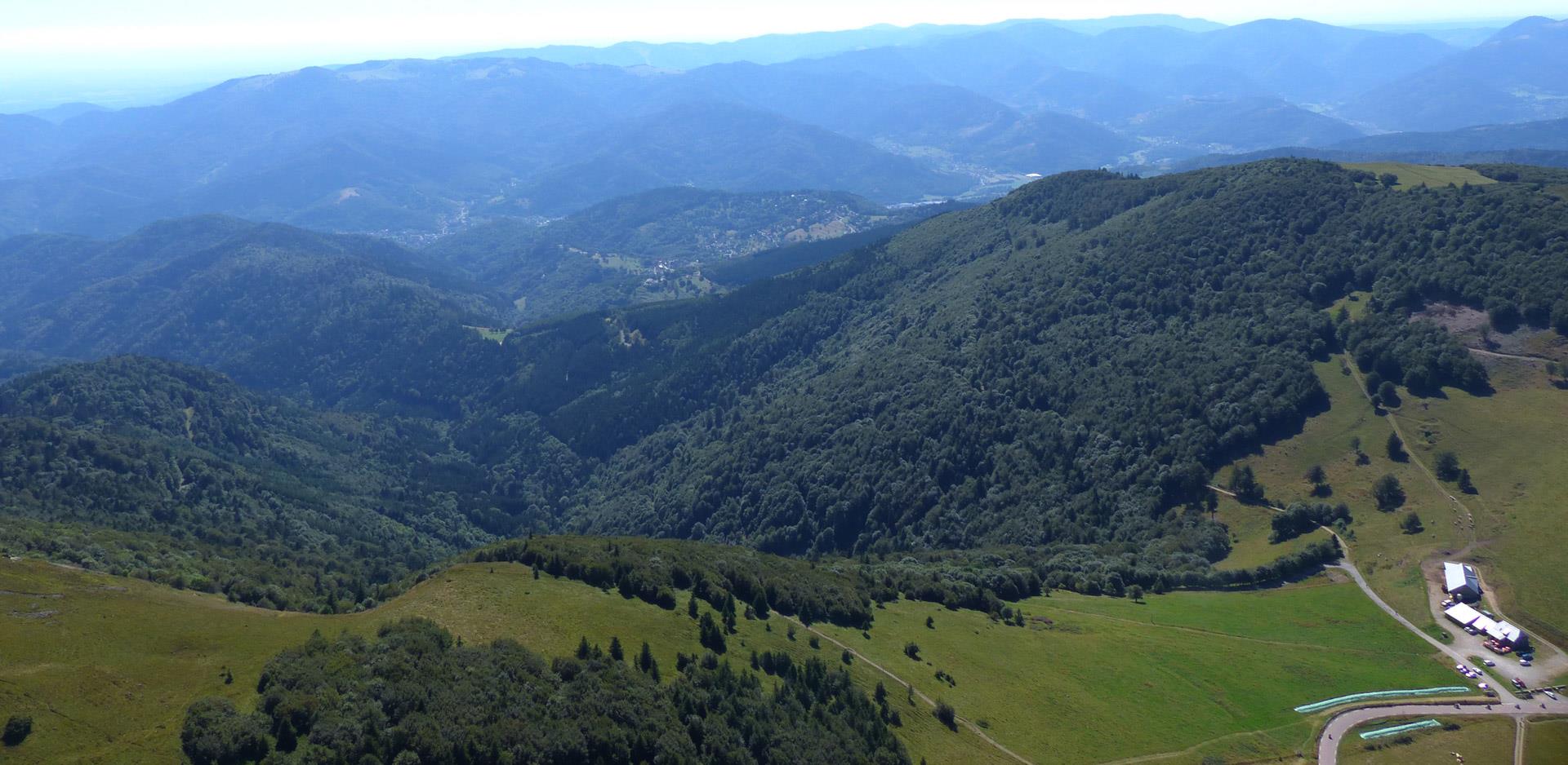 Vue aérienne de la vallée de la Doller