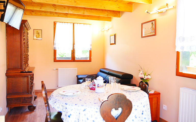 Living room dining room Chalet Alsacien Saverne